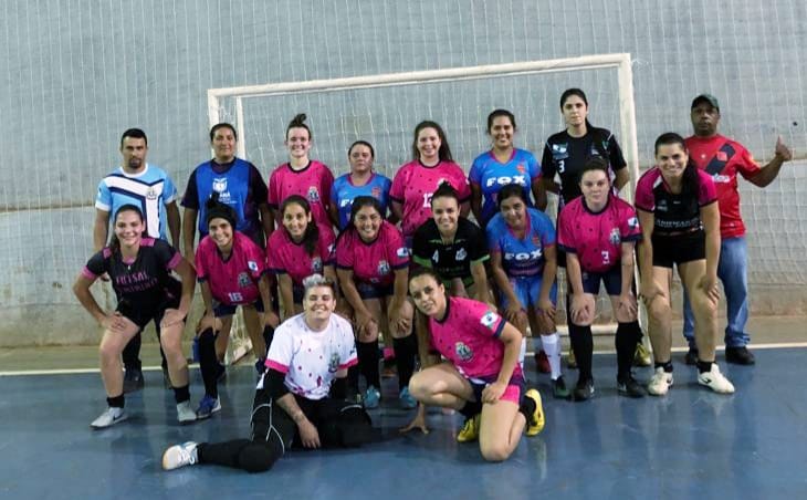 Equipe feminina de futebol de Ariranha do Ivaí vence a equipe de Arapuã pelo placar de 11 X 0