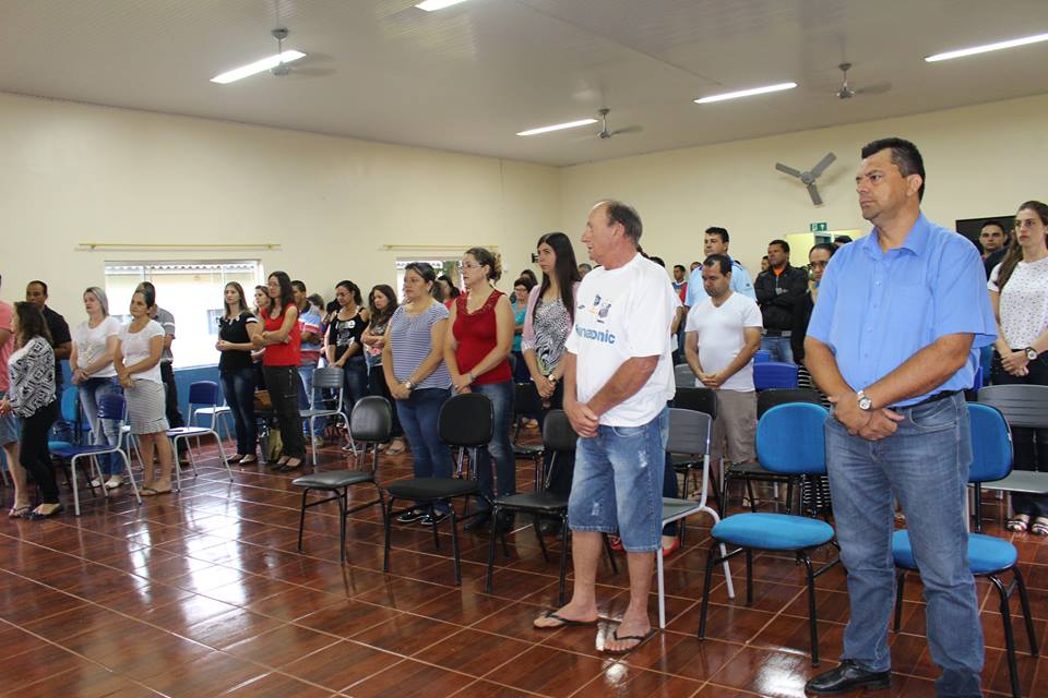 Almoço dos funcionários de Ariranha do Ivaí