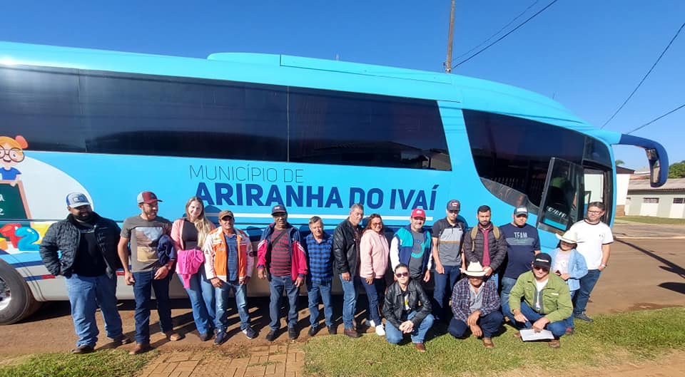 Agricultores de Ariranha do Ivaí fazem visita à feira EXPOINGÁ