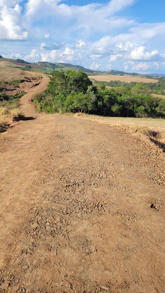 Prefeitura finaliza melhorias na estrada do Sabonete após longo período de chuvas