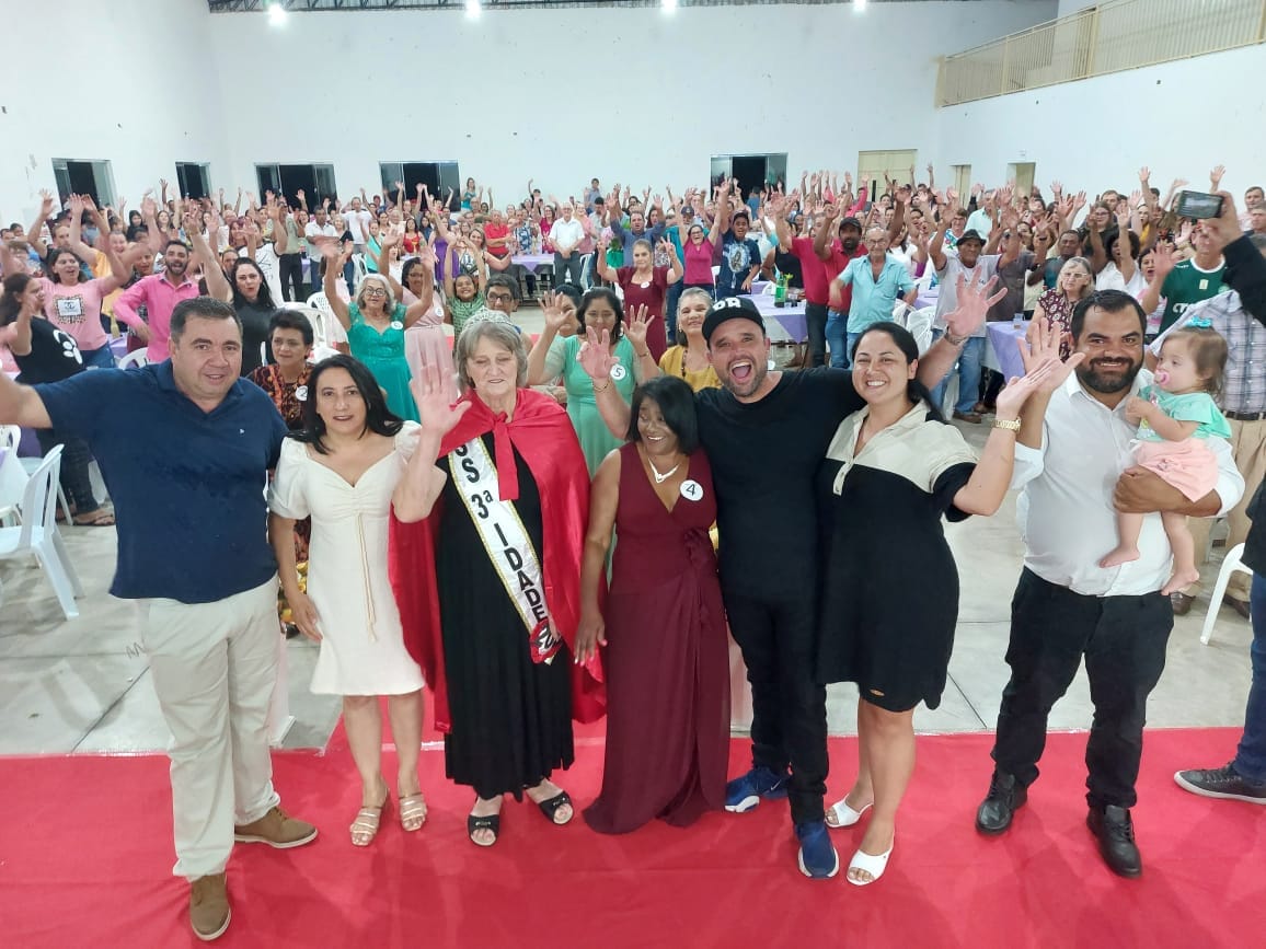 Ariranha do Ivaí elege sua Miss 3ª Idade