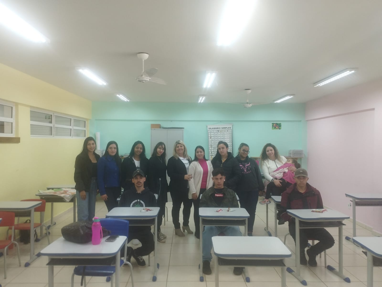 Escola Municipal de Ariranha do Ivaí realiza formação para professores, estagiários e motoristas da rede municipal