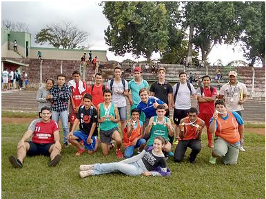Alunos de Ariranha do Ivaí participam dos Jogos Escolares do Paraná